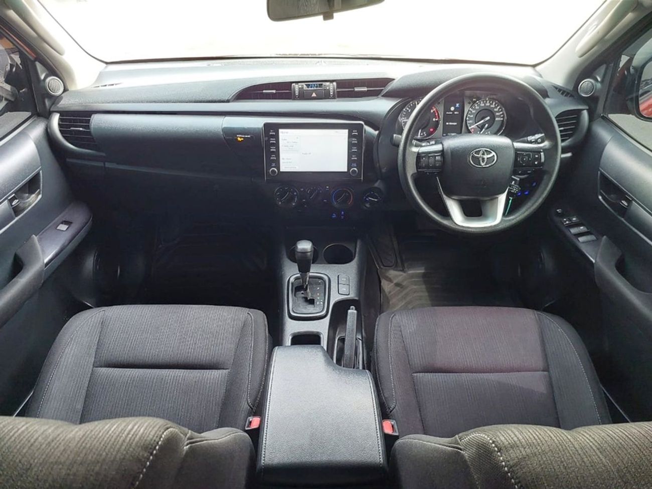 Toyota Hilux 2021 TOYOTA HILUX PICK UP RHD DIESEL AUTOMATIC(PM64213)