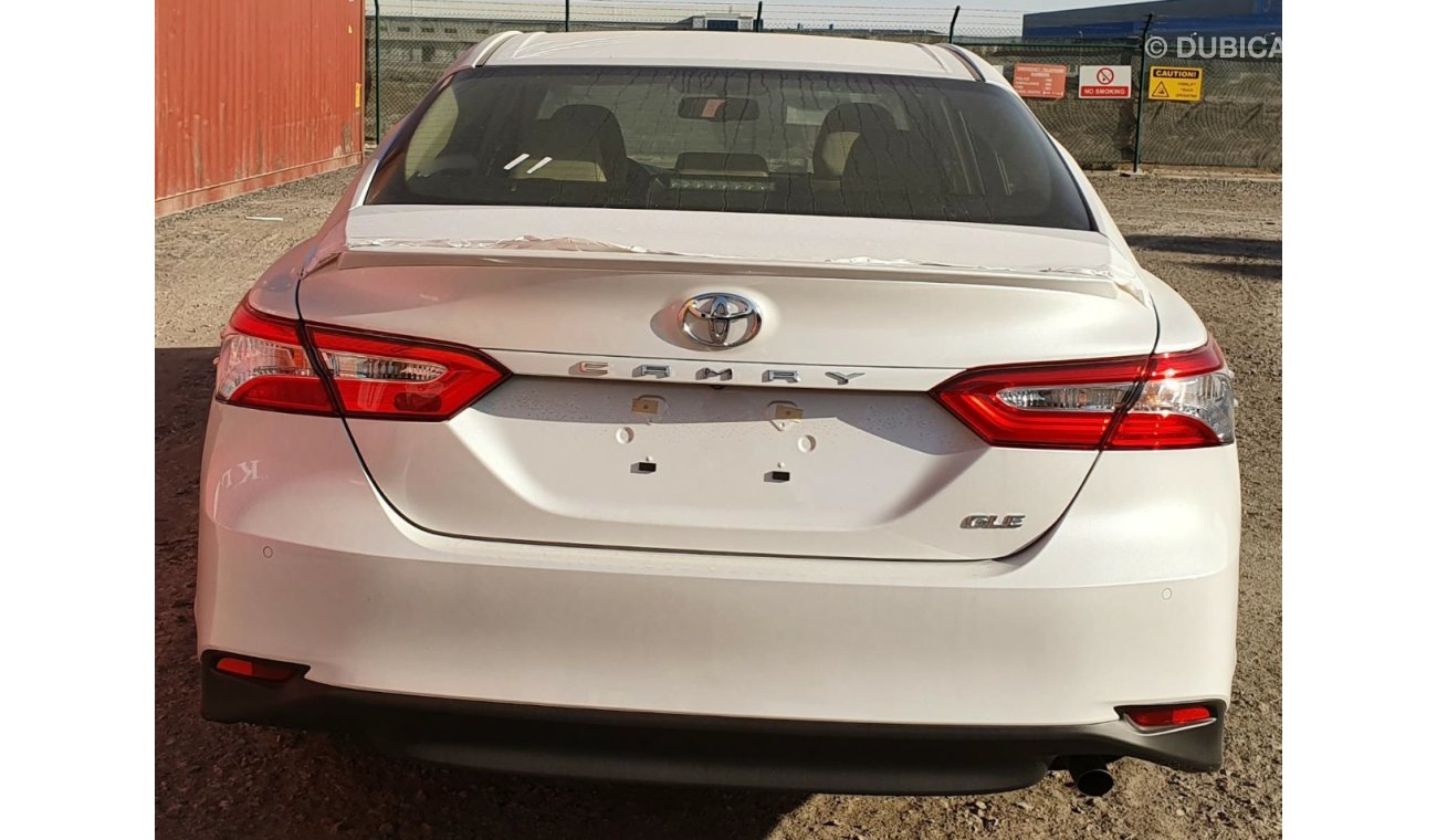 Toyota Camry 2.5 GLE AT With Sunroof/ Power Driver Seats, Smart Key + Button Start + Rear Camera + Dvd