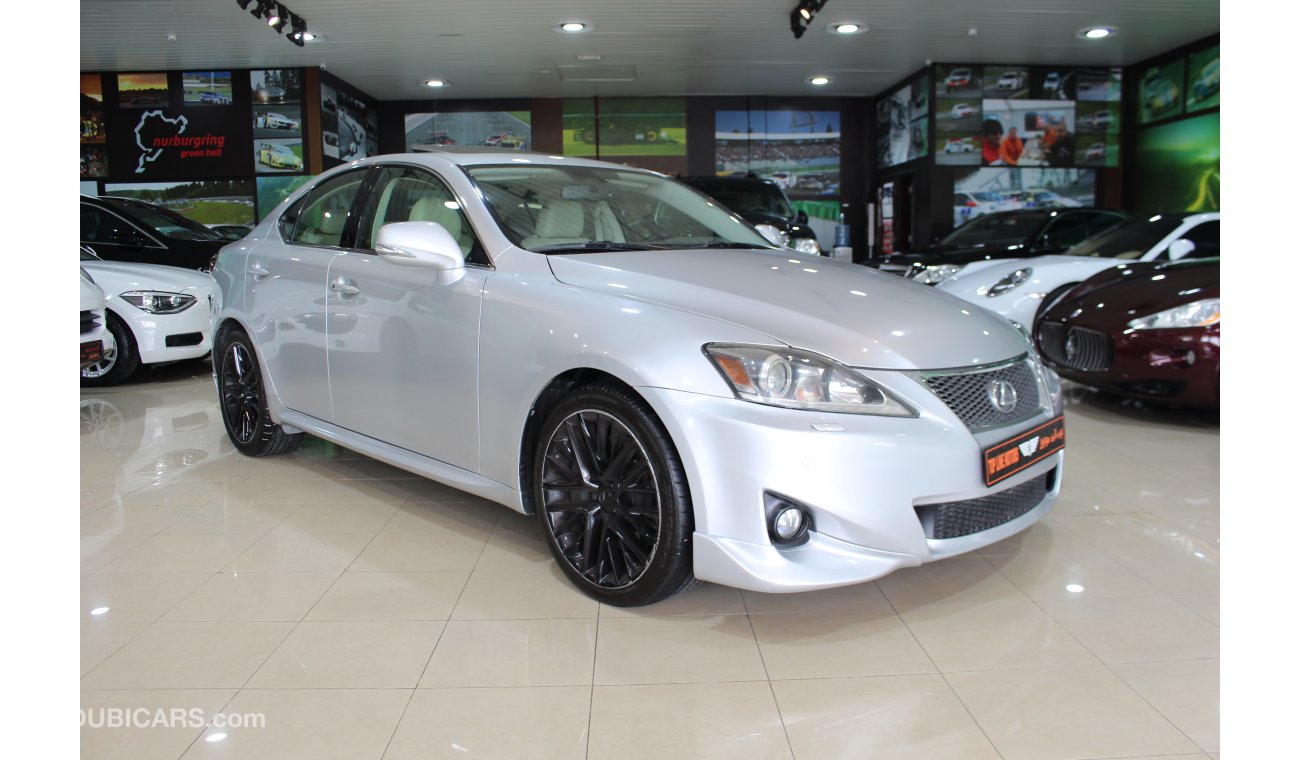 Lexus IS300