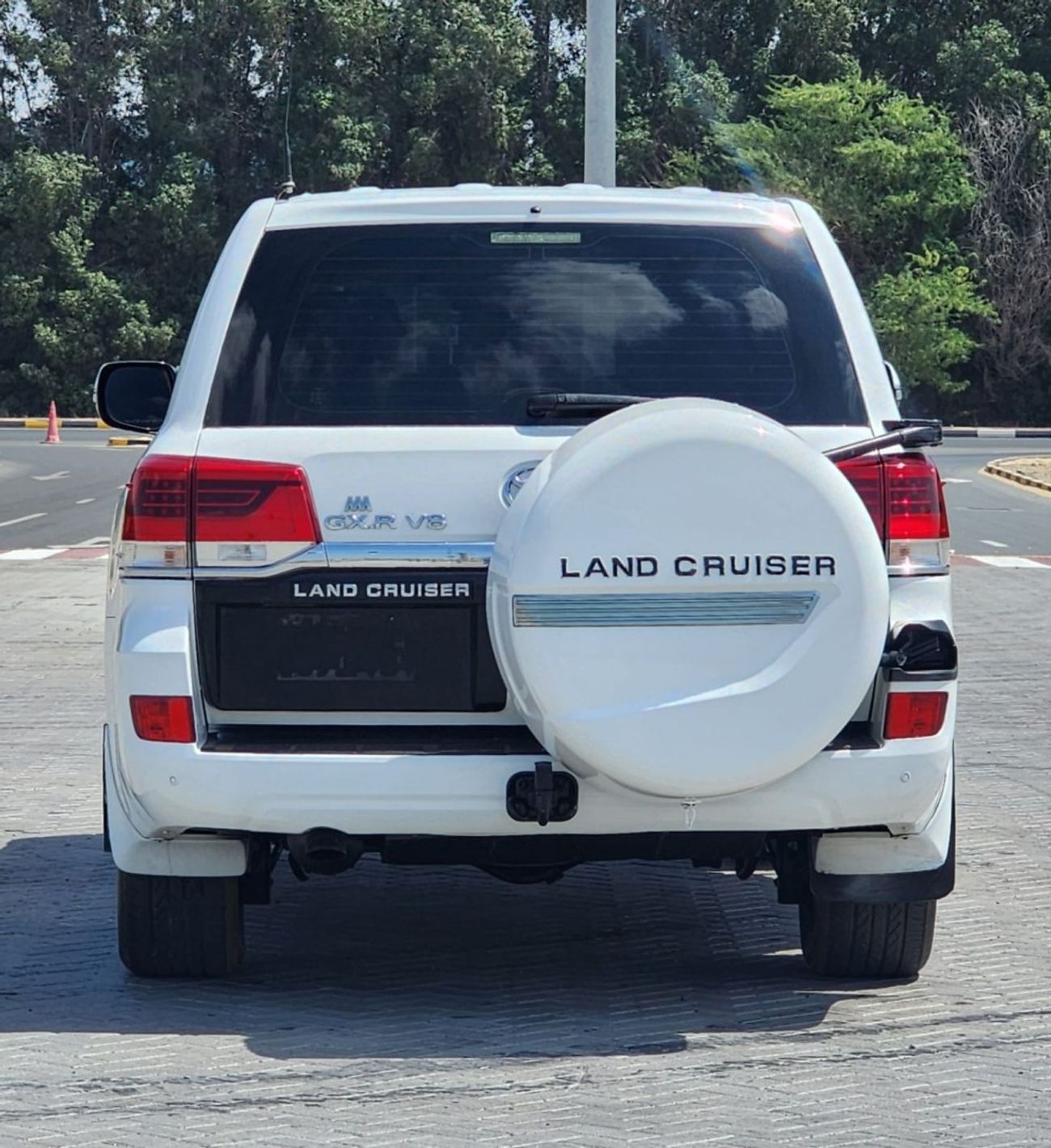 تويوتا لاند كروزر GX.R V8 Deisel