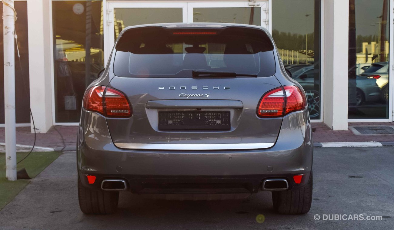 Porsche Cayenne S Full Service History GCC