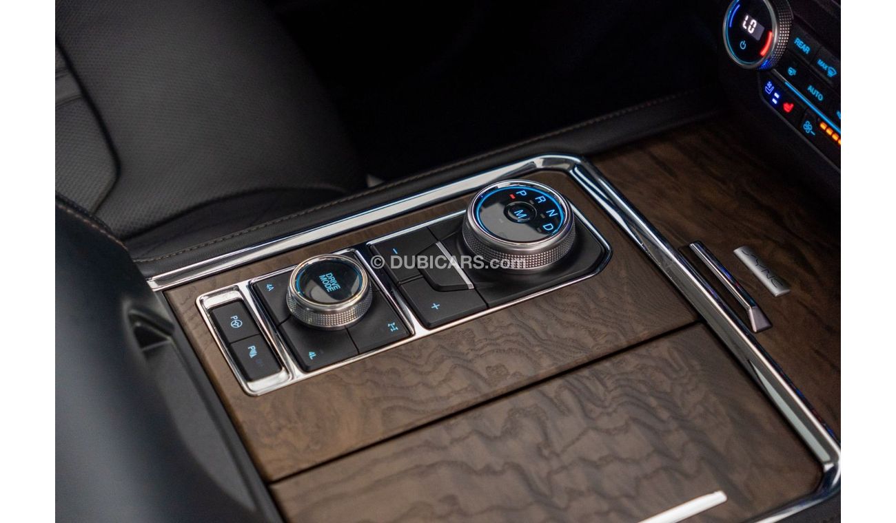 Ford Expedition 2018 Ford Expedition Platinum / Al Tayer Motors Warranty & Service Contract