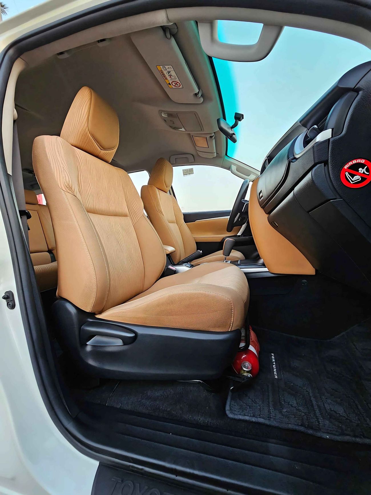 Toyota Fortuner GXR/ 2021 SHAPE/ LEATHER SEATS/ DVD CAMERA/ LOW MILEAGE/ 4.0L V6/ 4WD/ EXPORT ONLY / LOT# 72939