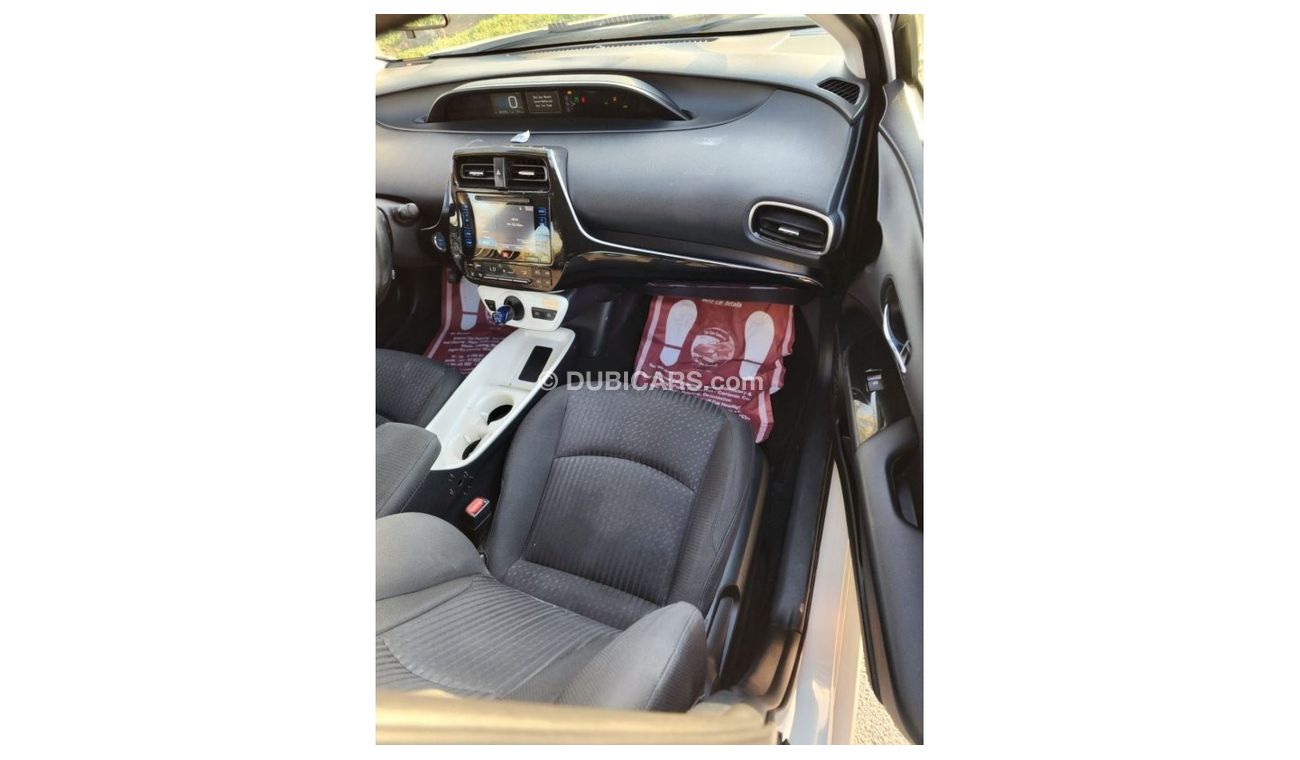 Toyota Prius Iconic TOYOTA PRIUS