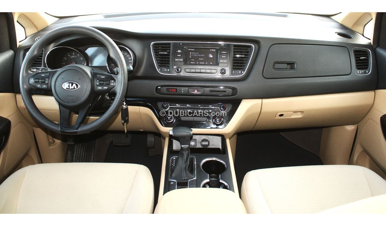 كيا كارنيفال كيا كرنيفال 2020 خليجي بحالة ممتازة