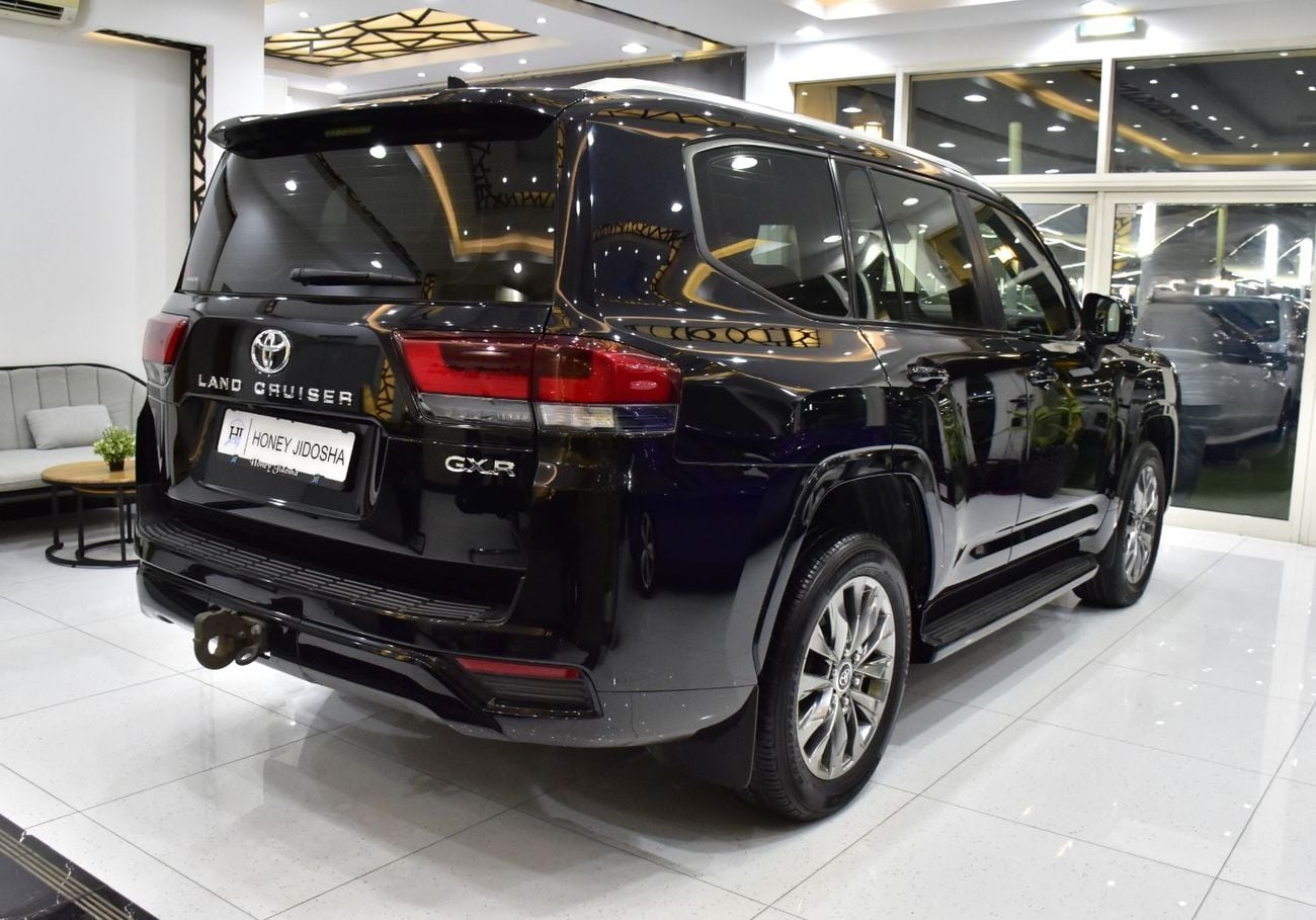 تويوتا لاند كروزر EXCELLENT DEAL for our Toyota Land Cruiser GXR  ( 2022 Model ) in Black Color GCC Specs
