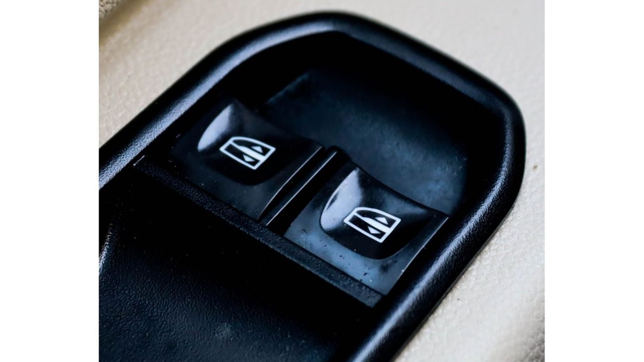 رينو داستر رينو داستر SE 2020، SUV بخمسة أبواب، 1.6 لتر، 4 أسطوانات، بنزين، أوتوماتيكي، دفع أمامي