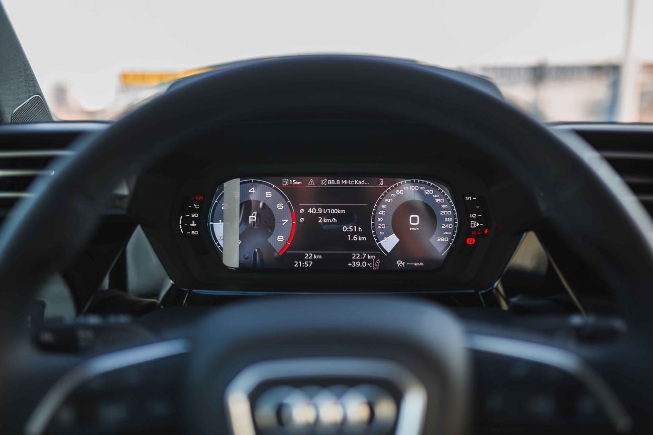 أودي A3 35 TFSI S-LINE