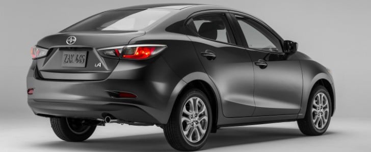 Mazda 2 exterior - Rear Left Angled