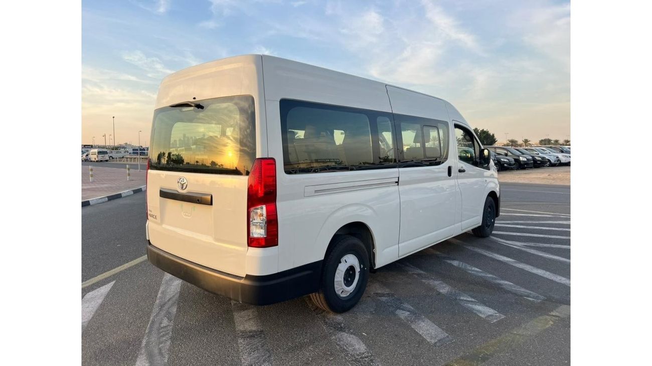 Toyota Hiace “Offer”*Limited Stock* 2022 Toyota hiace 2.8L Diesel Manual - New Shape High Roof 13 Seater