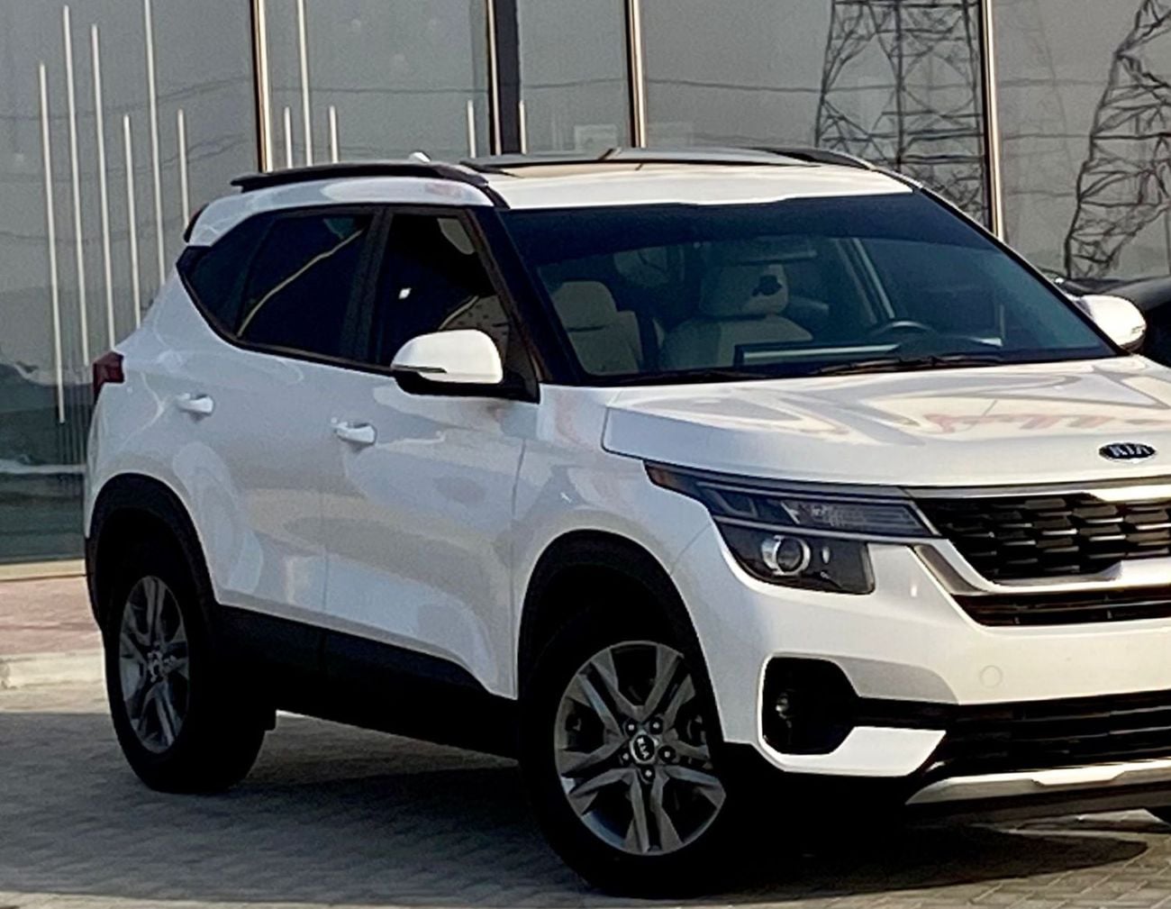 Kia Seltos 800-Monthly l GCC l Sunroof, Full Option l Accident Free
