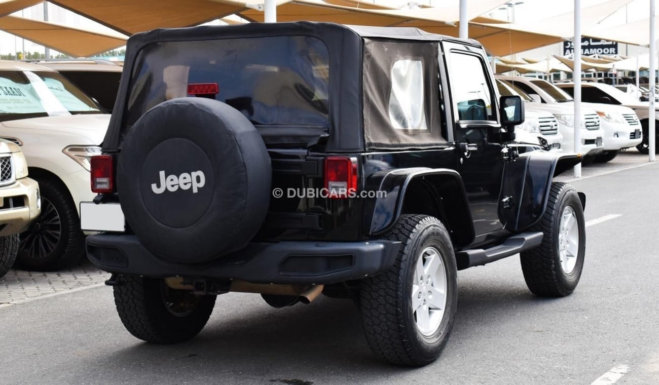 Used Jeep Wrangler Manual Transmission 2014 for sale in Dubai 577503