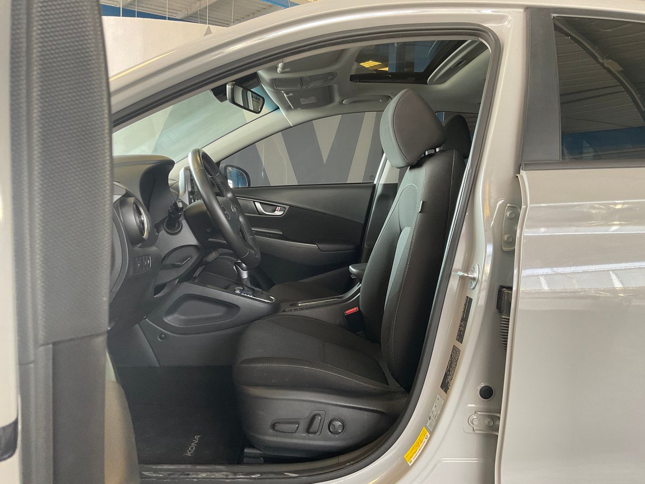 Hyundai Kona Comfort | upto AED 20,000 Ramadan Discount | Guaranteed Warranty | 0 Down Payment