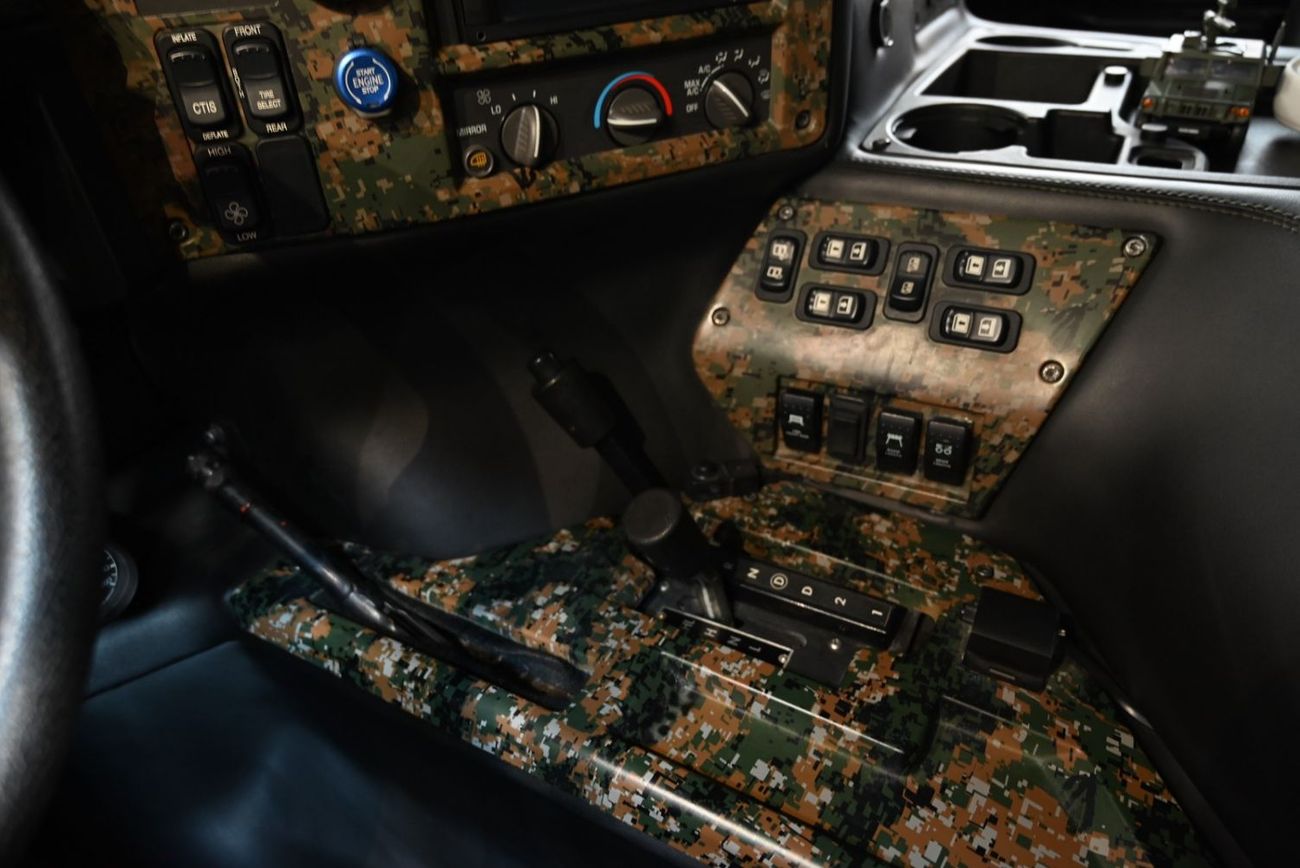 Hummer H1  2018 Humvee Signature C-Series, Serial Number 001, 1 year Warranty, Full Service History, GCC