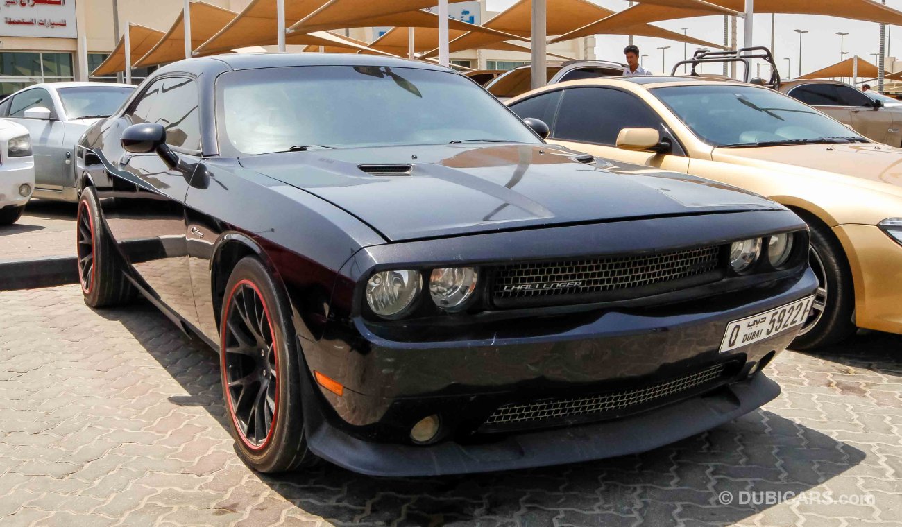 Dodge Challenger SRT