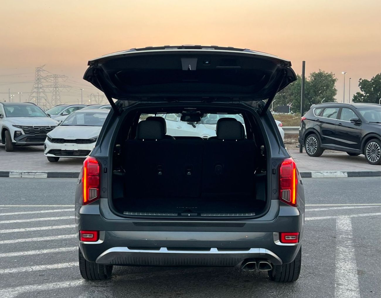 هيونداي باليساد 2022  Hyundai Palisade Calligraphy Edition Full Option Panoramic View - 360* 5 CAM - HUD - 3.8L  V6