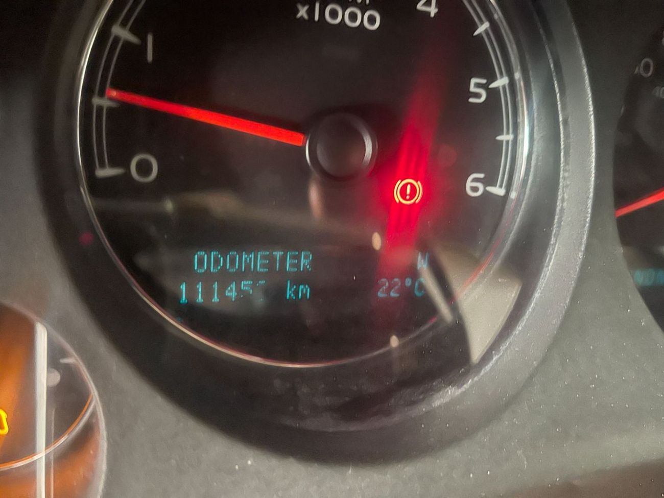 GMC Yukon XL 5.3L-8CYL SUNROOF EXCELLENT CONDITION