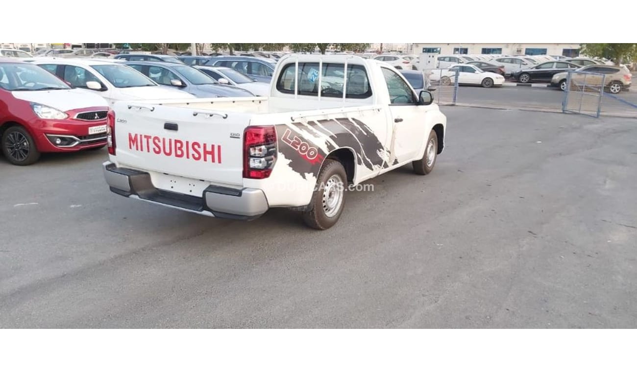 Mitsubishi L200 Mitsubishi L200 single cab 2.5L 2 doors 2020 DIESEL EXPORT PRICE 45000AED