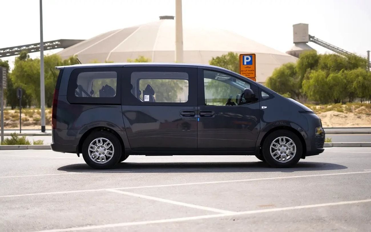 Hyundai Staria Comfort 3.5L (9 Seater)