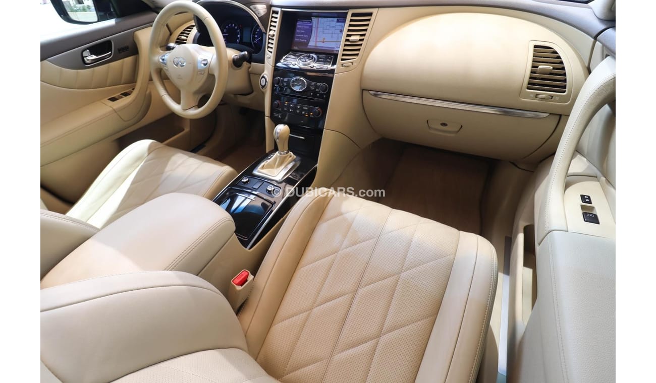 Infiniti QX70 S51