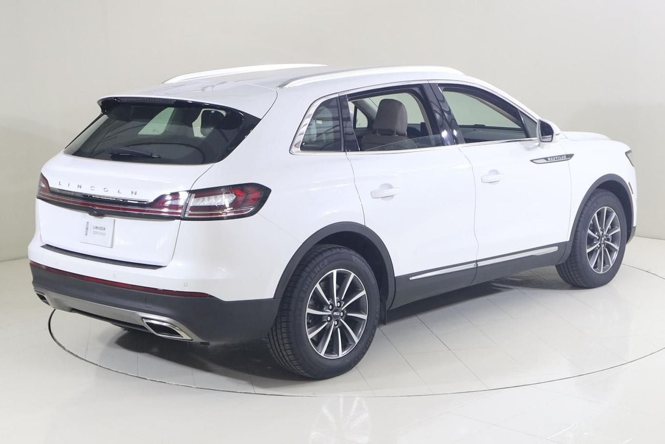 لينكولن ناوتيلوس BASE NAU123 / AL TAYER MOTOS / AL QOUZ SHOWROOM