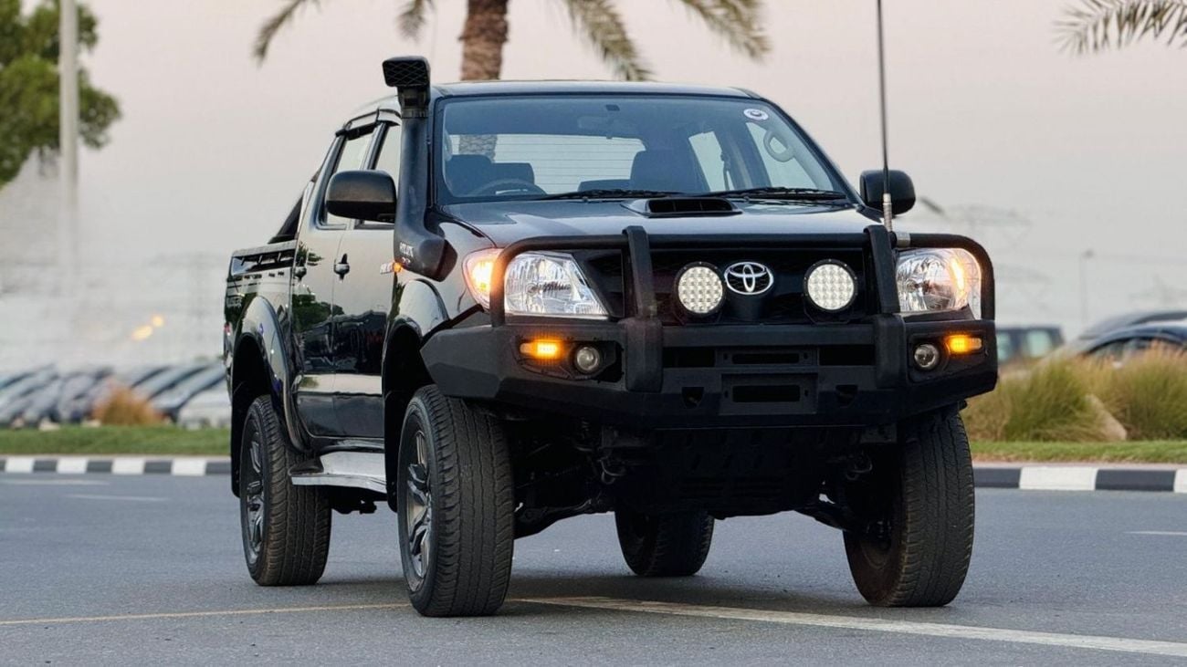 Toyota Hilux DOUBLE CABIN | PREMIUM BULL BAR INSTALLED | 3.0L DIESEL | RHD | 2007 | 4 X 4