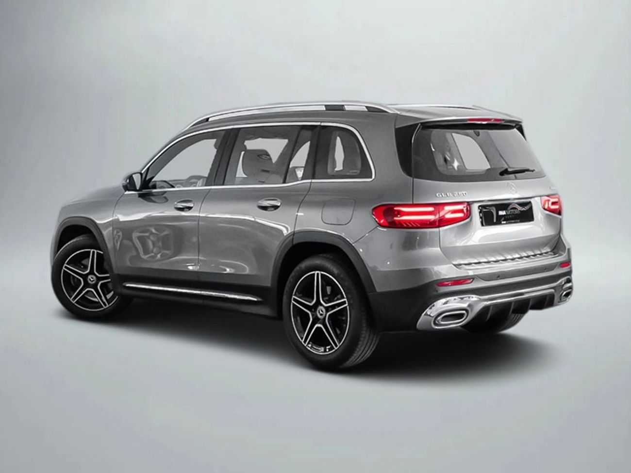 مرسيدس بنز GLB 250 Premium 2.0L (5 Seater)