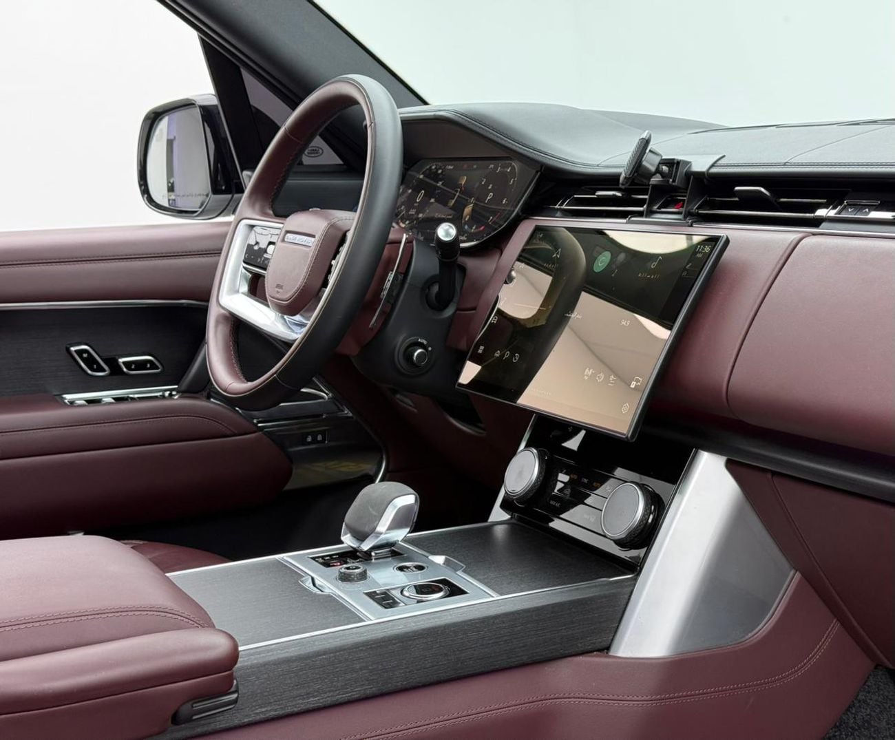 Land Rover Range Rover 2023 Range Rover HSE P530, 2027 RR Warranty, 2028 RR Service Pack, Full RR Service History, GCC