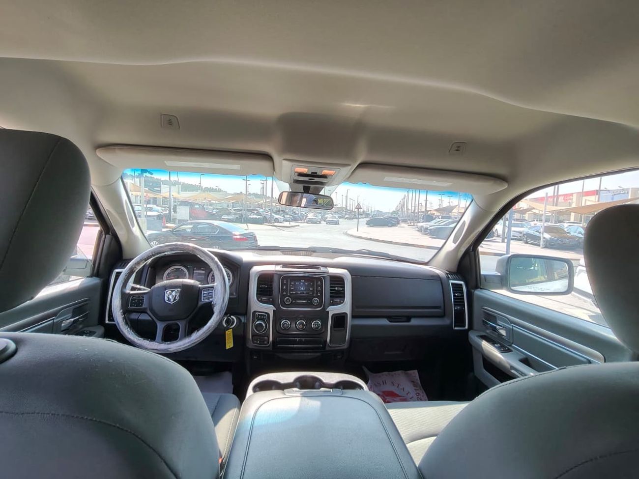 رام 1500 Bighorn Crew Cab 5.7L