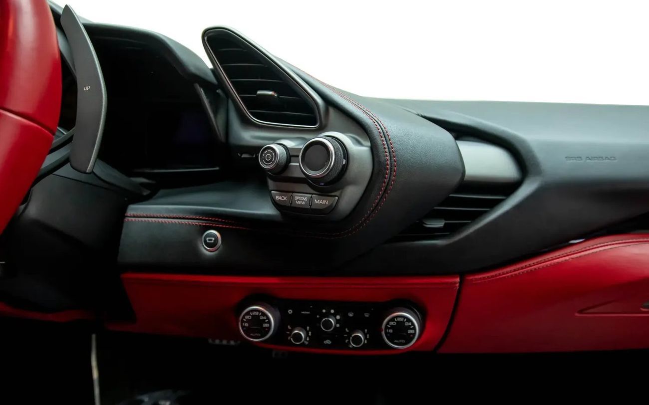 فيراري 488 GTB - GCC Spec