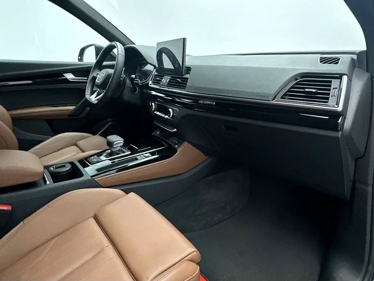 أودي Q5 Sportback S line 45 TFSI quattro 249hp (Ref# 2146369) EXCLUSIVE RAMADAN OFFER