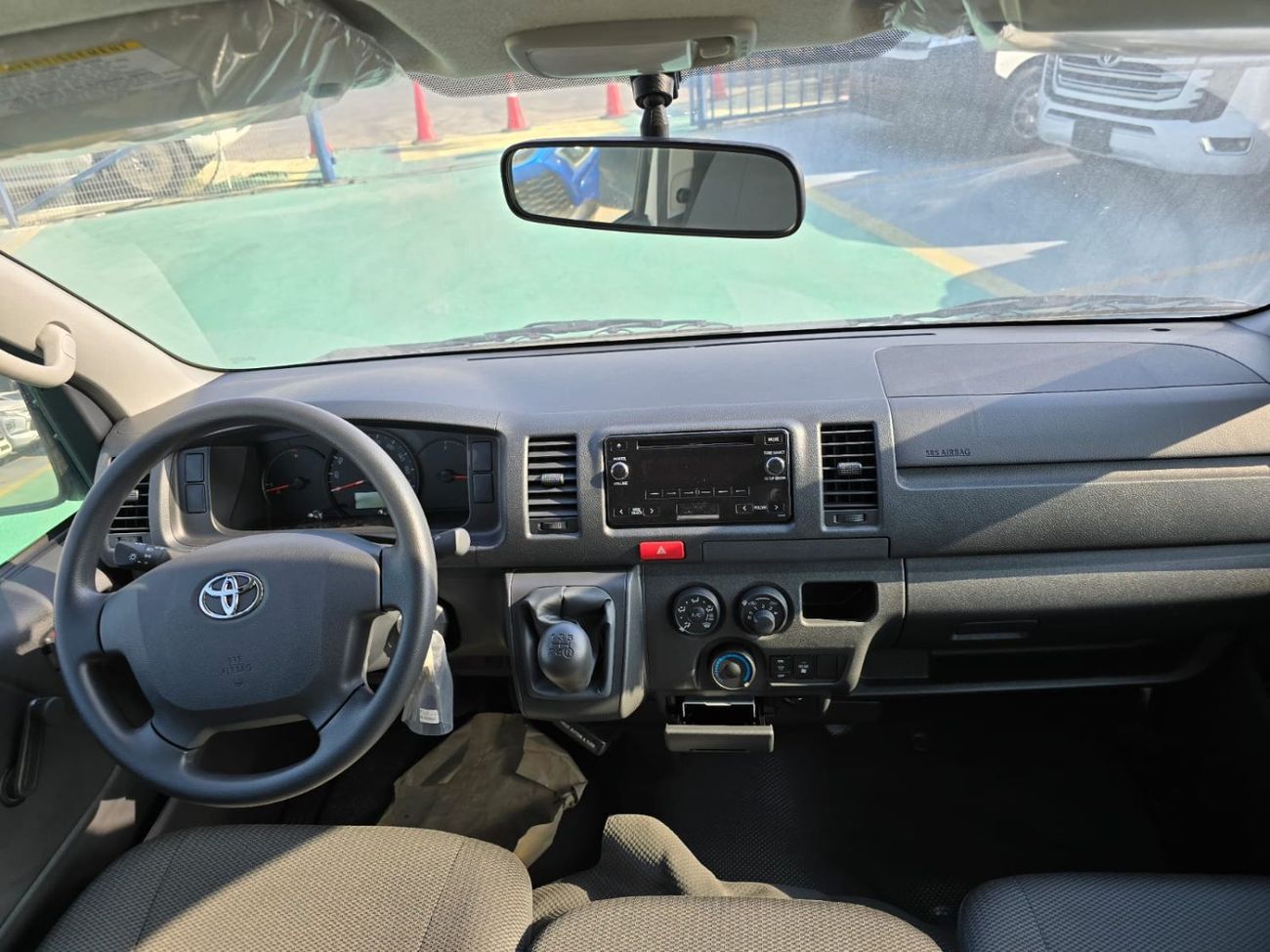 تويوتا هاياس Van 2.8L (174 HP) M/T