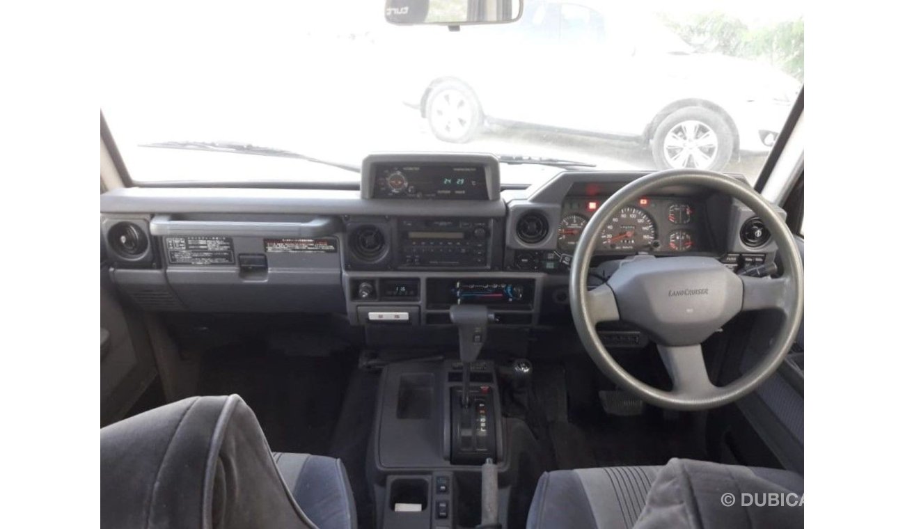Toyota Land Cruiser Land Cruiser RIGHT HAND DRIVE (STOCK NO PM 53 )