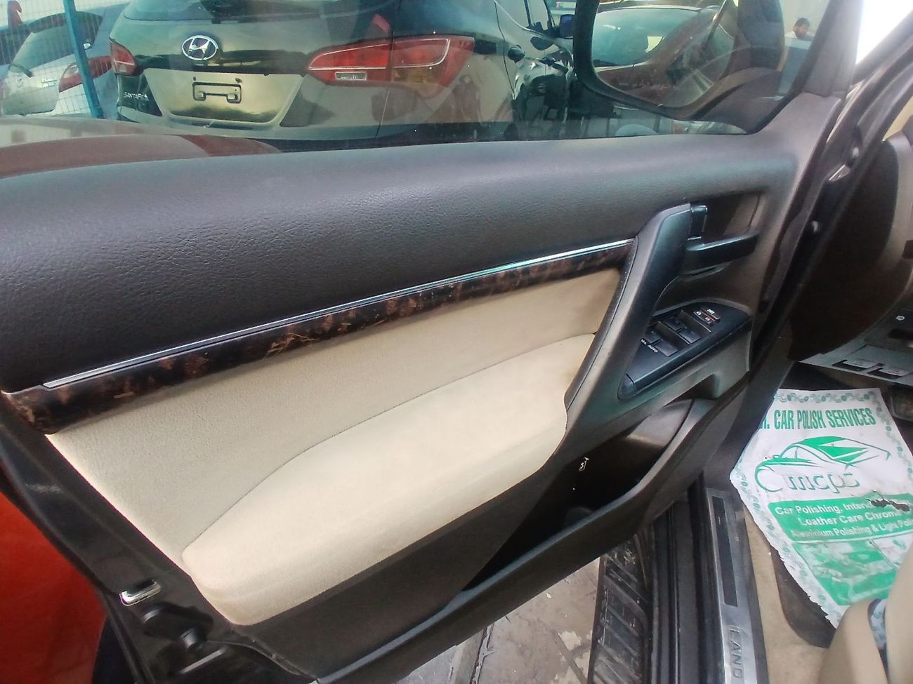 Toyota Land Cruiser Toyota landcruise 2014Model 4.0 v6 GXR petrol Engine Colour Grey push start Transmission Automatic I