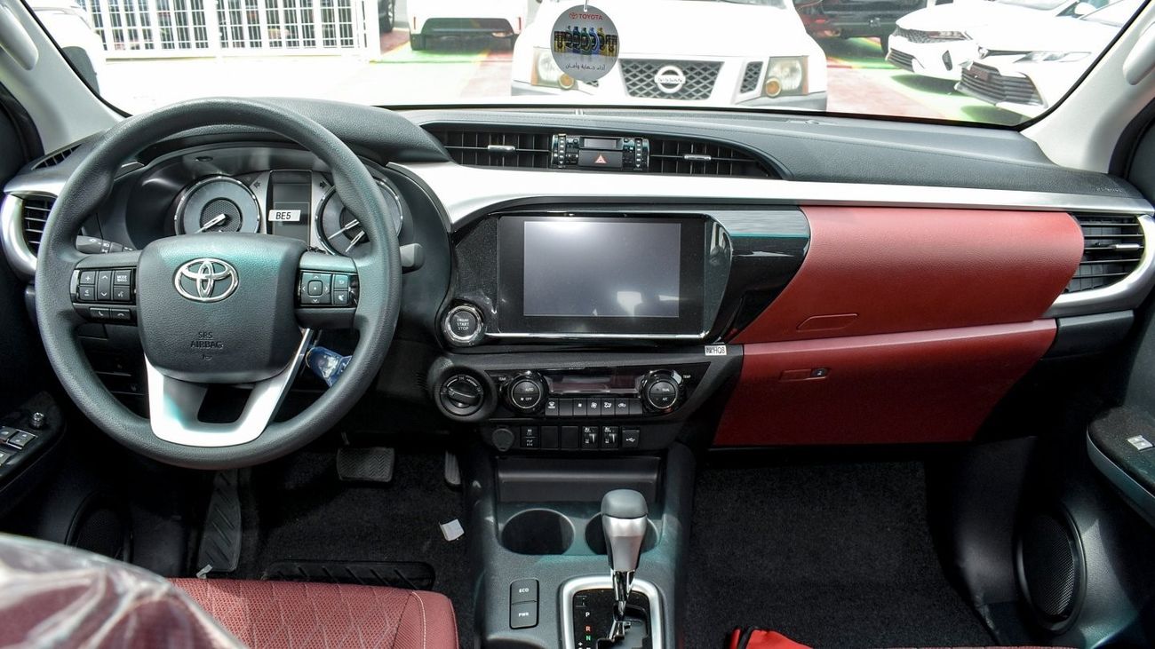 Toyota Hilux S-GLX SR5. 2.7L