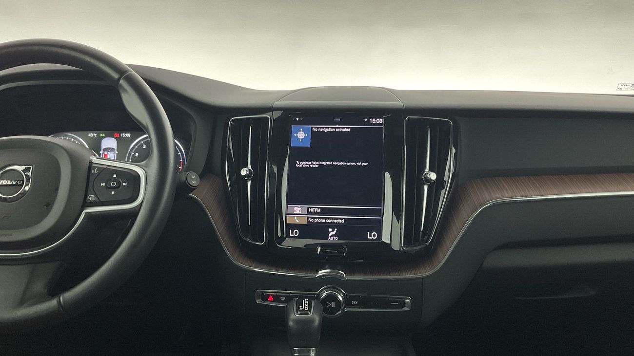 فولفو XC 60 MOMENTUM | شامل الضمان | 0 ﺪﻔﻋﺓ ﺃﻮﻟﻯ