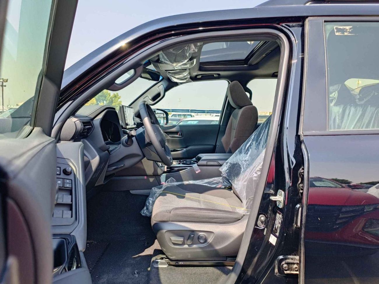 Toyota Land Cruiser LC300 GXR / 3.5L V6 PETROL / SUNROOF / FABRIC SEATS / DRIVER POWER SEATS (CODE # LC35GXRM)