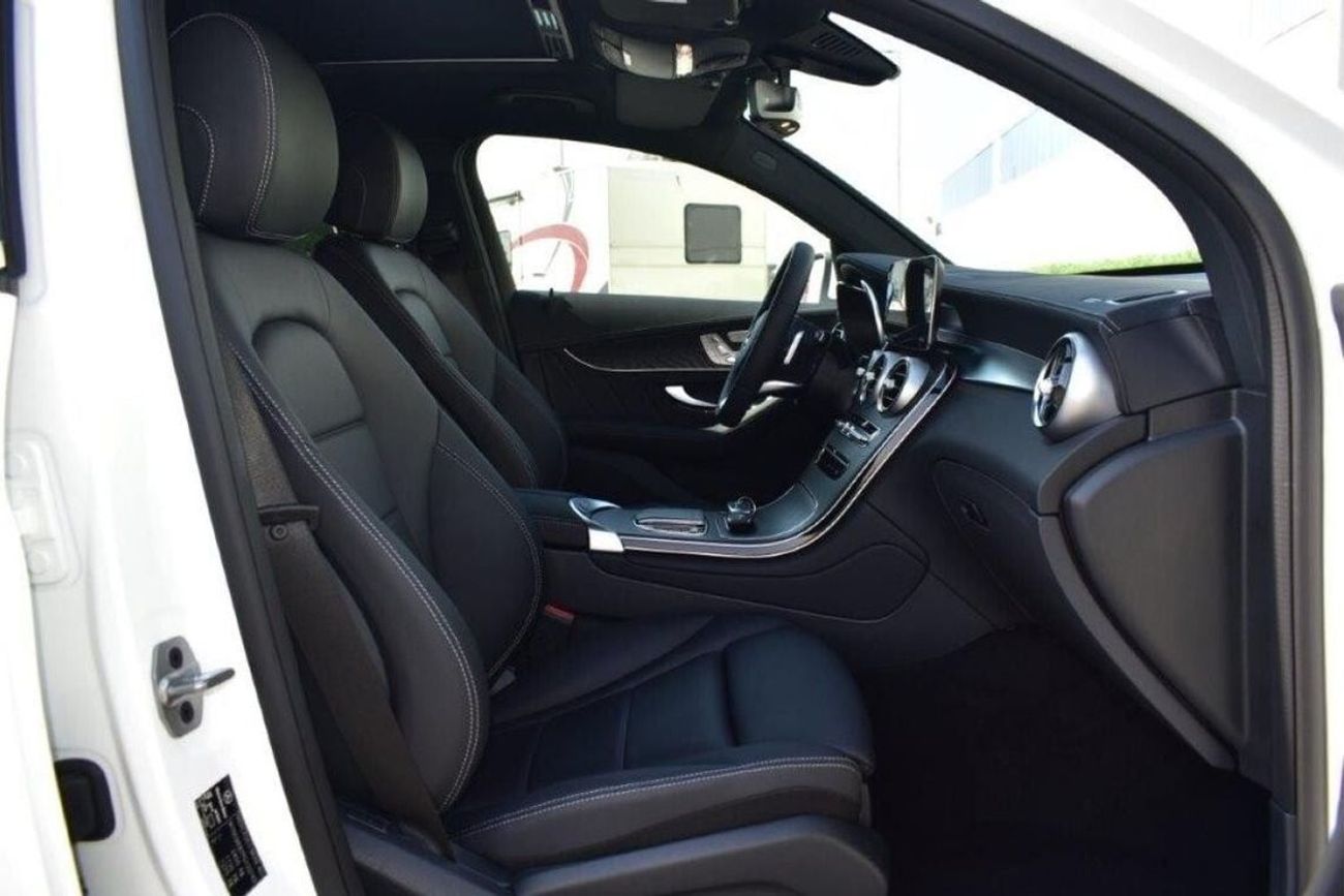 Mercedes-Benz GLC 300 2.0L 4Matic AWD Coupe