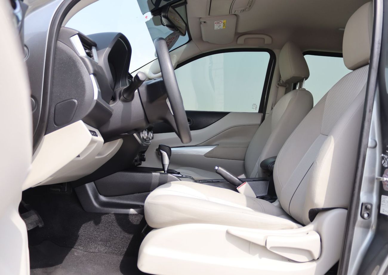 Nissan XTerra Titanium 2.5L 4WD 2022 NISSAN X-TERRA-TITANIUM GCC model in excellent condition without accidents -