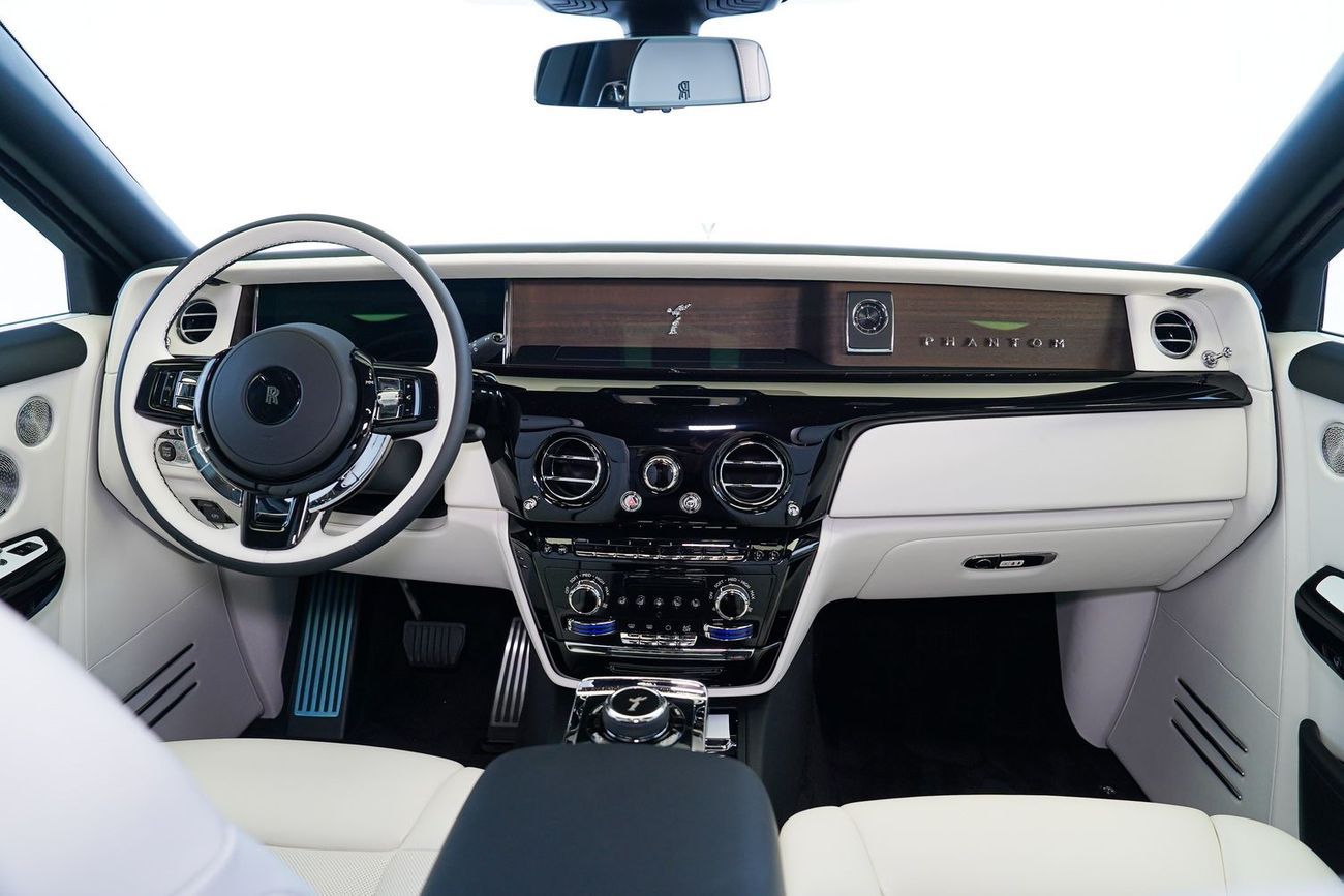 رولز رويس فانتوم Std 6.8L