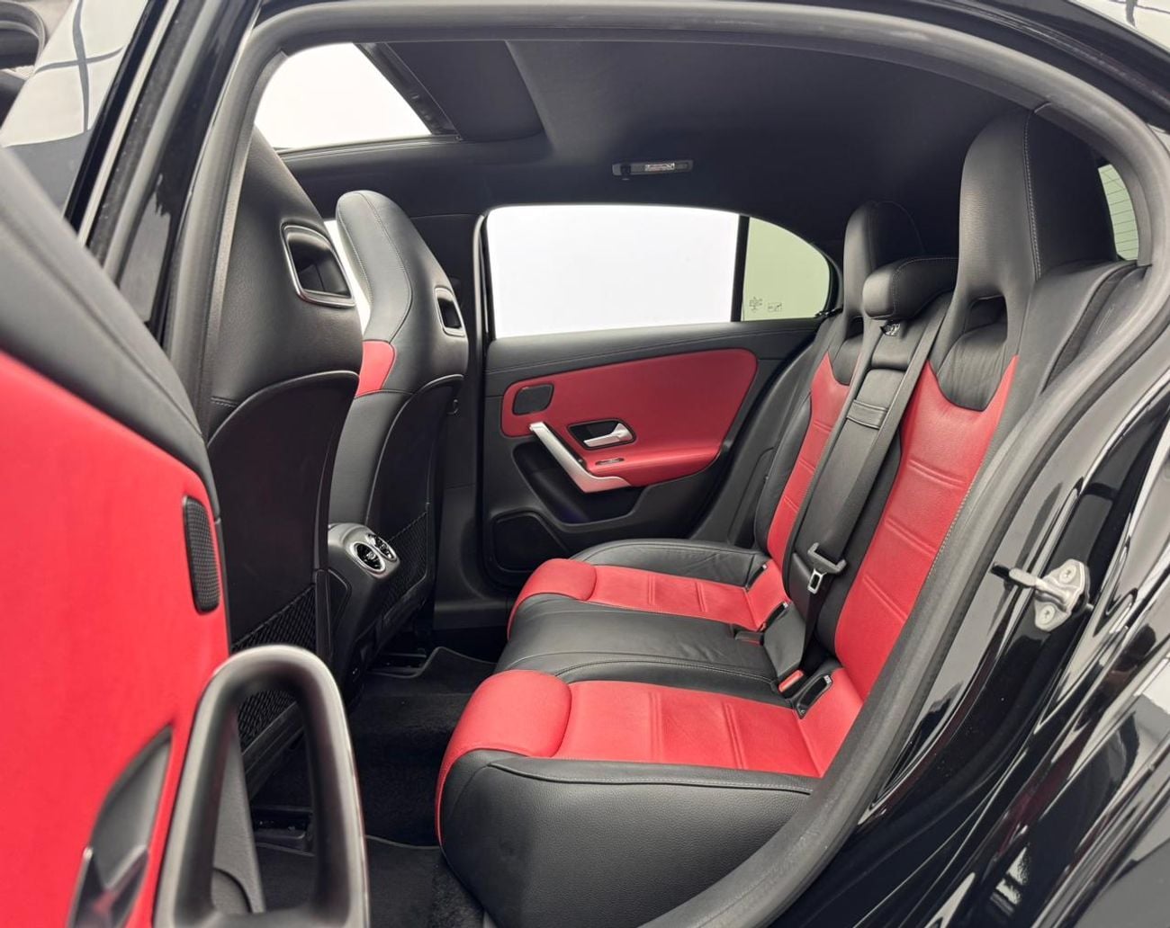 مرسيدس بنز A 35 AMG STD