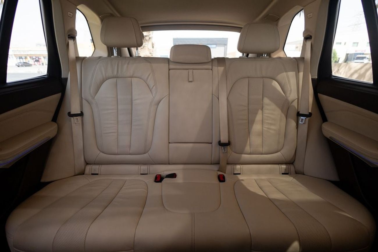 بي أم دبليو X5 40i Exclusive 3.0L