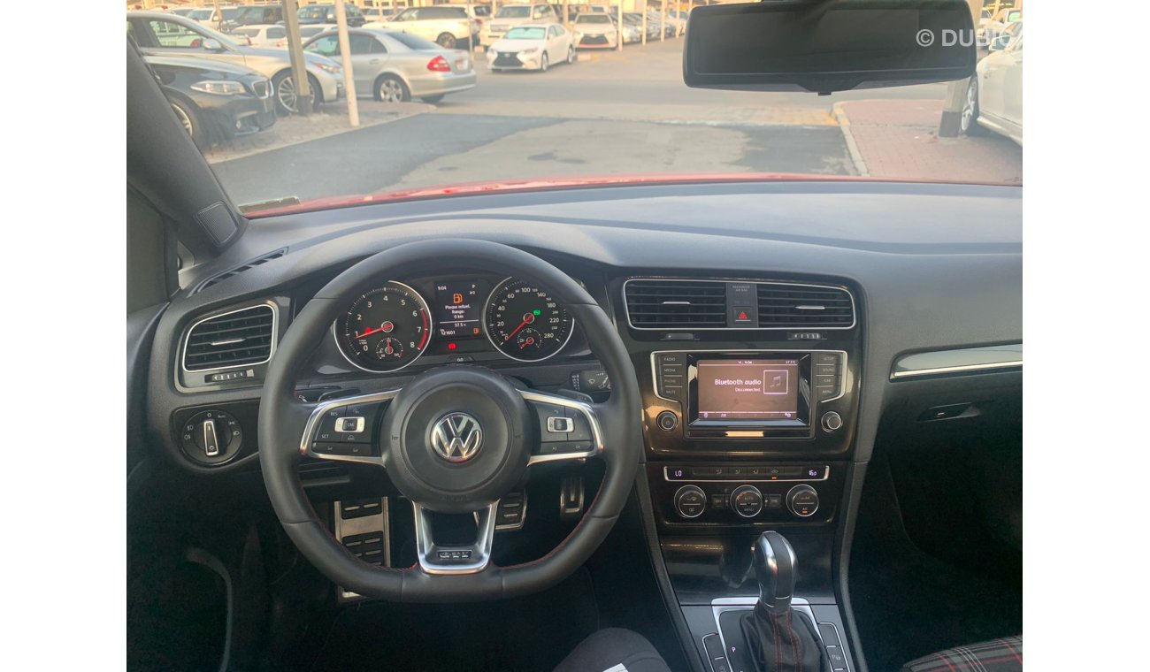 فولكس واجن جيتا Volkswagen Golf GTi-2016_Excellent _condihion