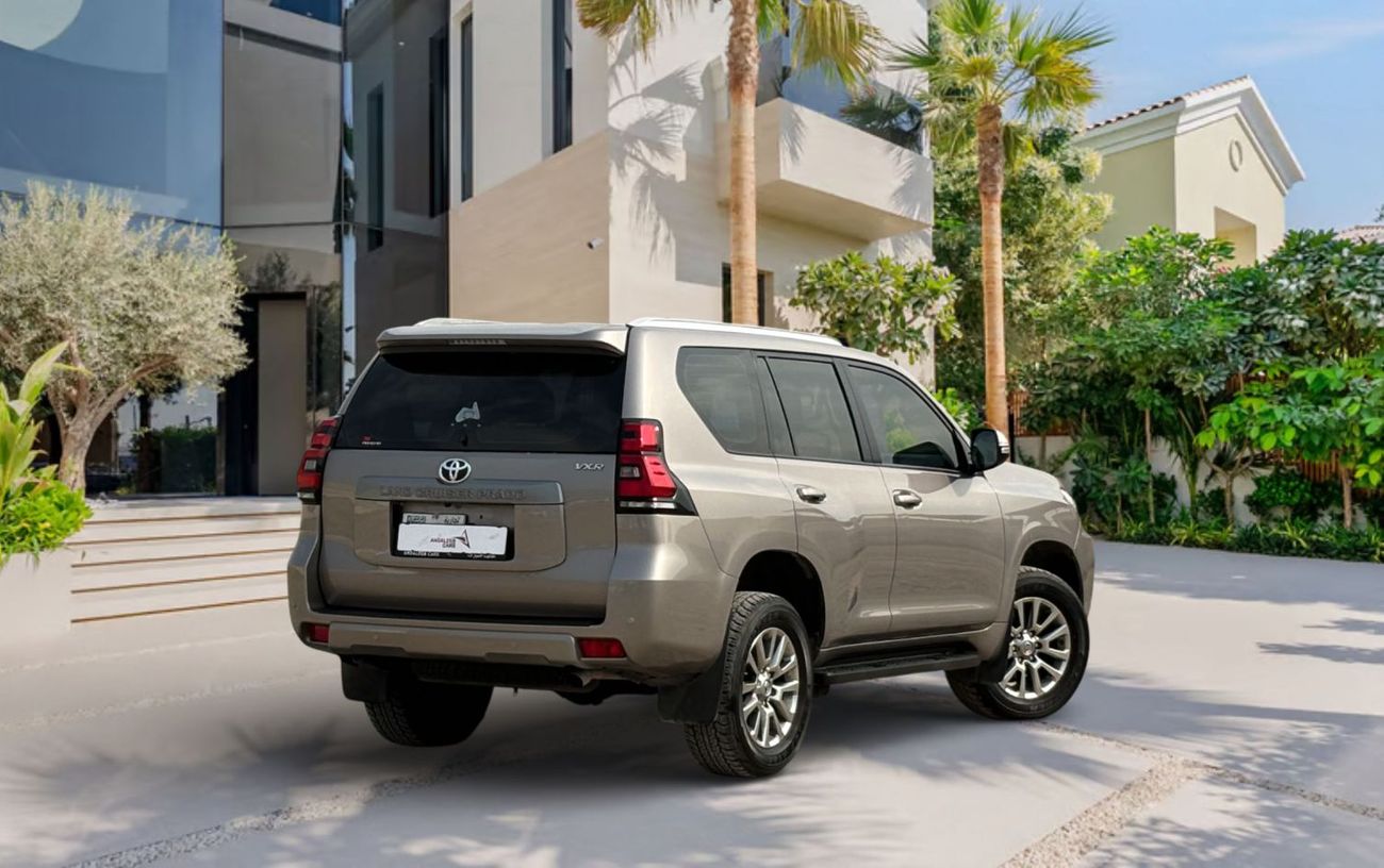 Toyota Prado VXR 2.7L 4WD VXR 2.7L A/T | 2019 | GCC SPECS | ORIGINAL PAINT | AED 2,150 per month