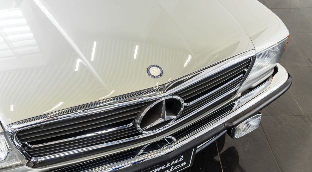 مرسيدس بنز SL 560