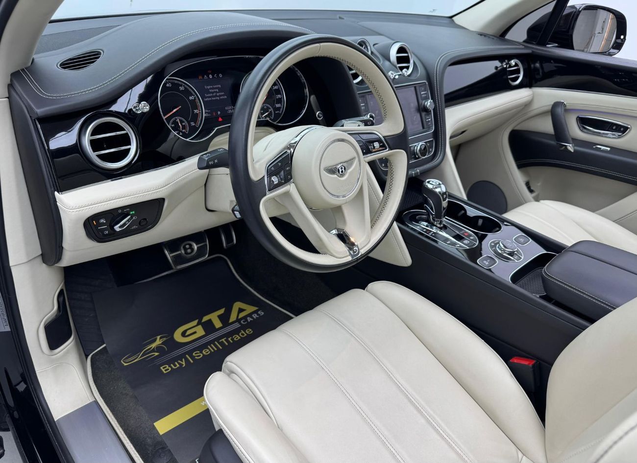 بنتلي بينتايجا 2018 Bentley Bentayga W12 Speed, Service History, 1 Year warranty, Excellent Condition, Low Km