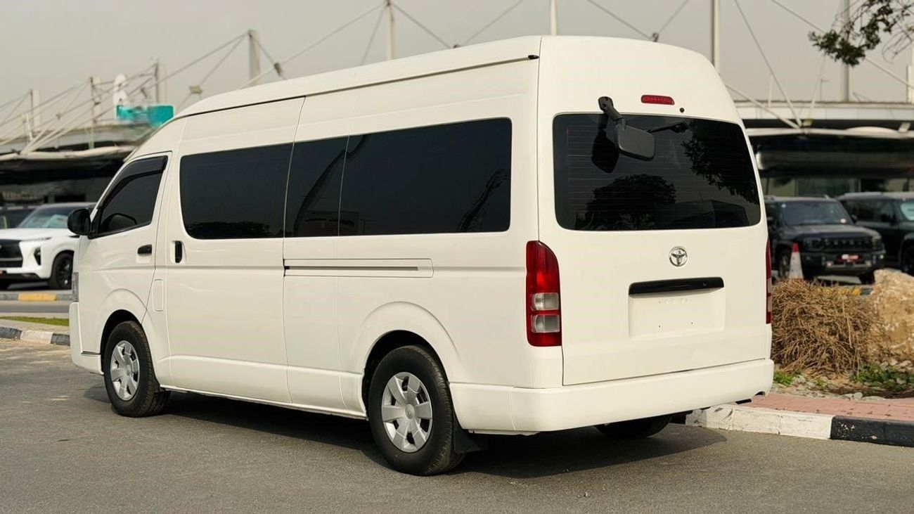 Toyota Hiace 2009 | RHD | 3.0L DIESEL ENGINE | MANUAL TRANSMISSION | 14 SEATERS | 2WD |