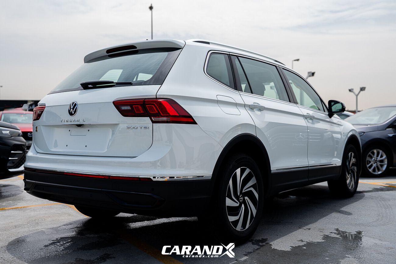 Volkswagen Tiguan Volkswagen Tiguan 300 TSI Outstanding 2025