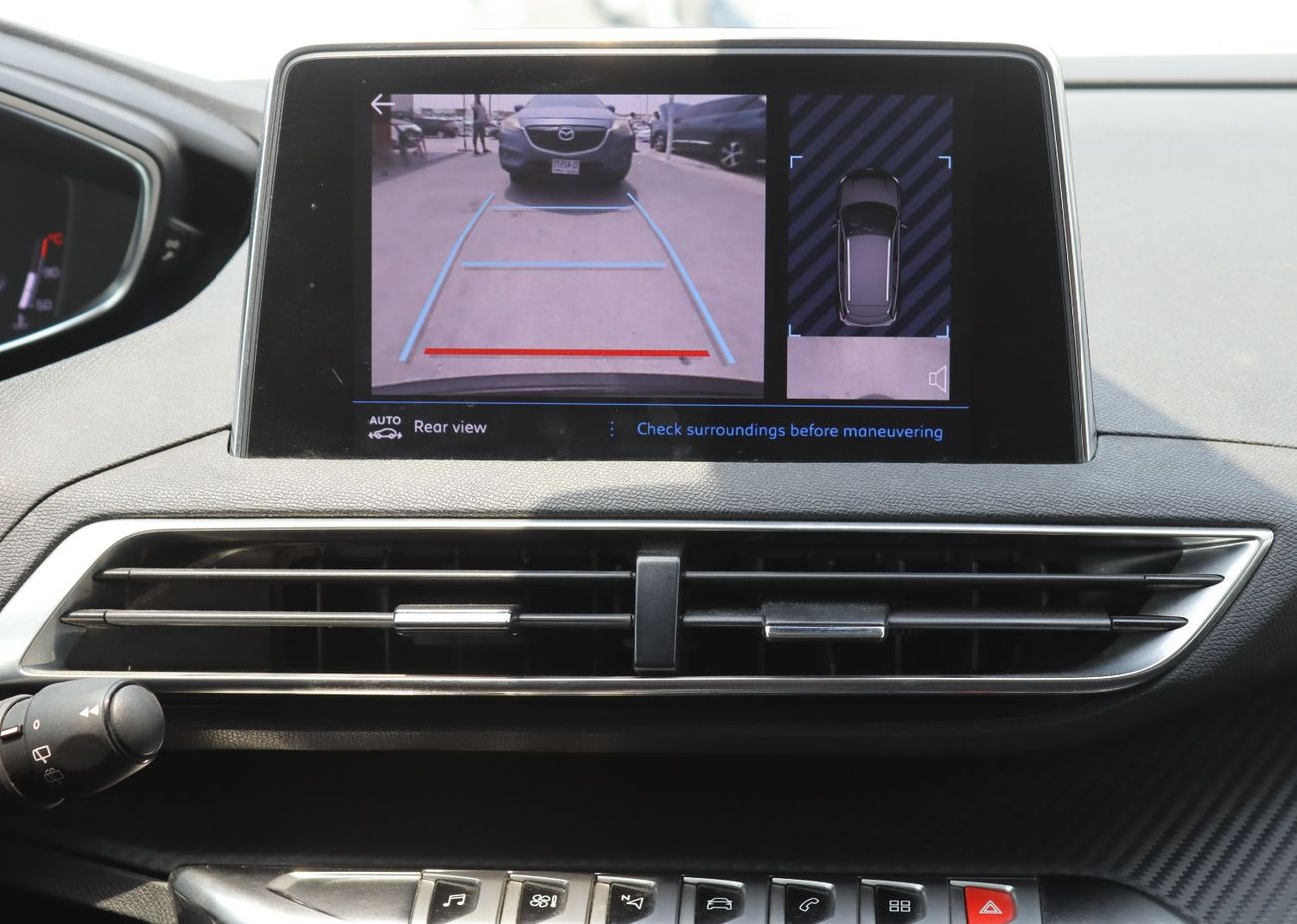 بيجو 3008 بيجو 3008 موديل 2022 محرك 1.6L ممشى 66000 KM وسعر 52000 درهم  خليجى بحاله ممتازه