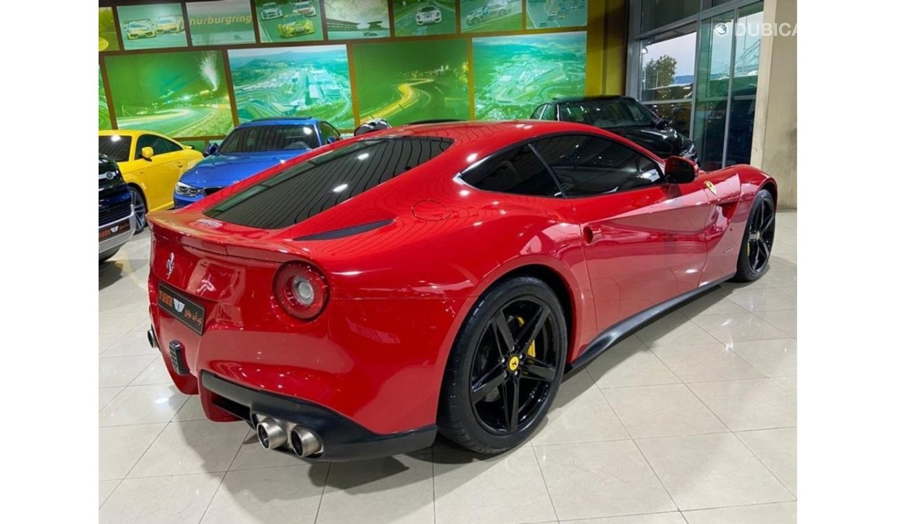 Ferrari F12